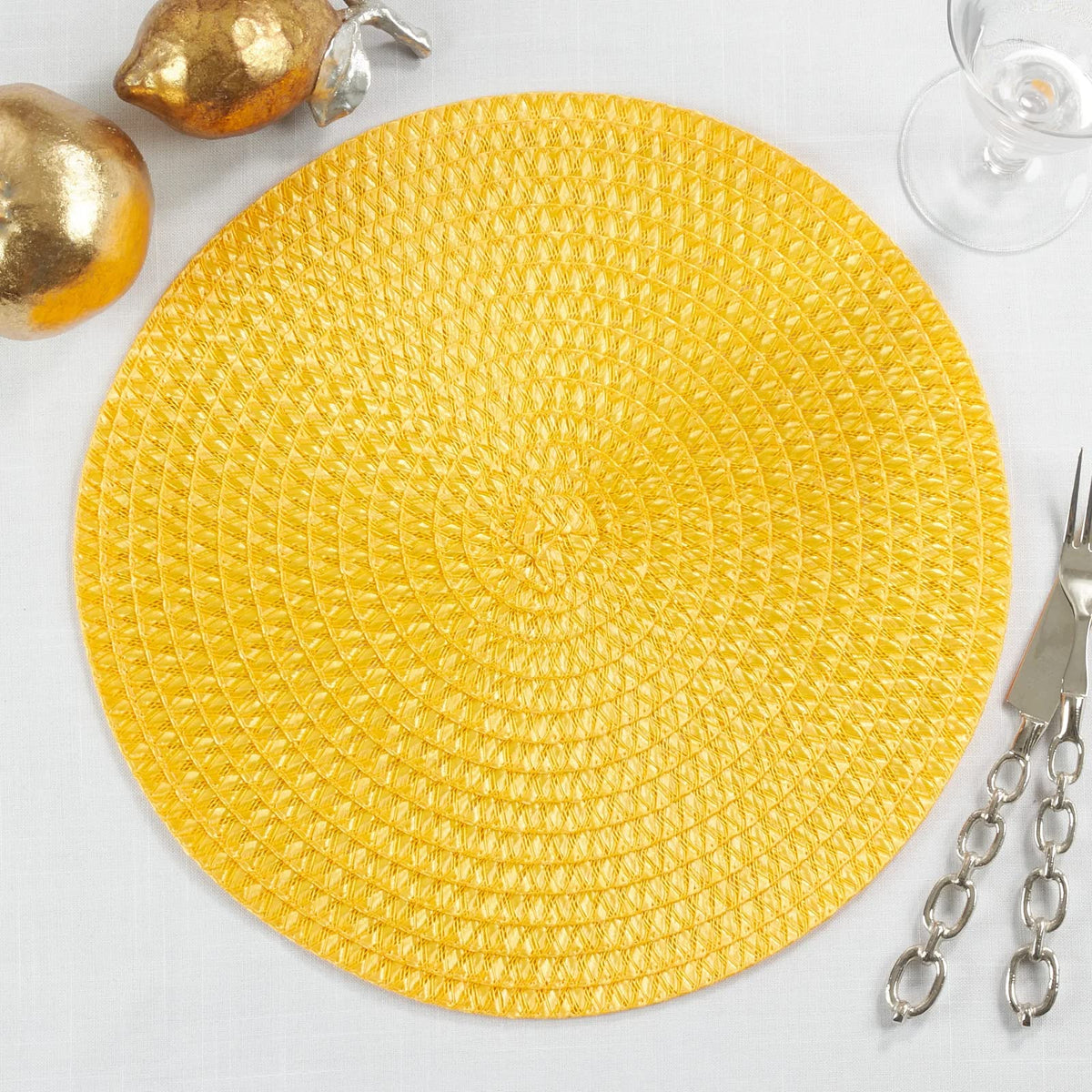 Fennco Styles Modern Everyday Textured Placemats 15 Inches Round, Set of 4 – Black Woven Table Mats for Home, Dining Room Décor, Banquets, Indoor & Outdoor and Special Events